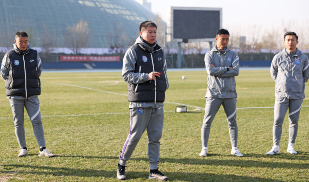 里程碑夜犹他爵士豪取连胜,亚冠今晨刷纪录,目标明确,训练强度明显提升 里程碑夜犹他爵士豪取连胜,亚冠今晨刷纪录,目标明确,训练强度明显提升